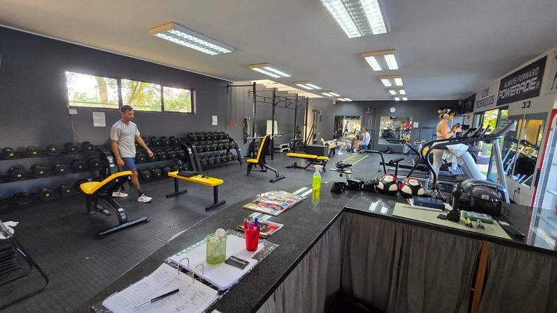 2 Bedroom Property for Sale in Somerset West Western Cape